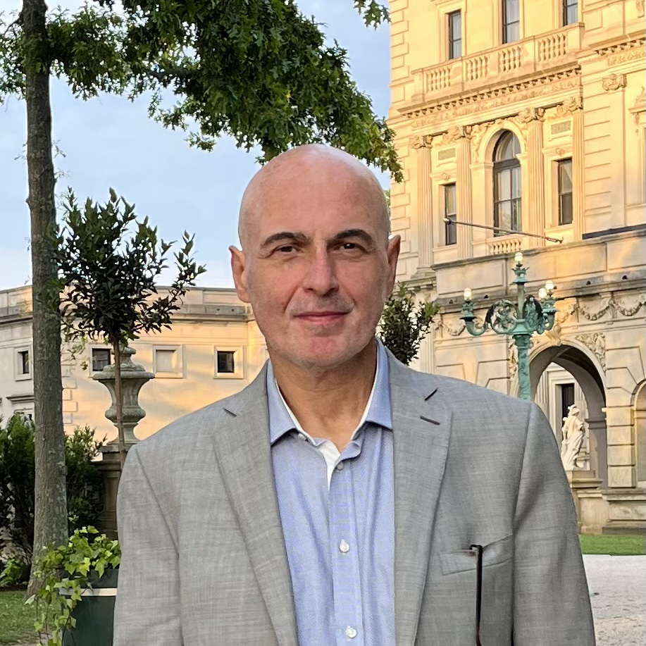 Photo of Nader Nazmi