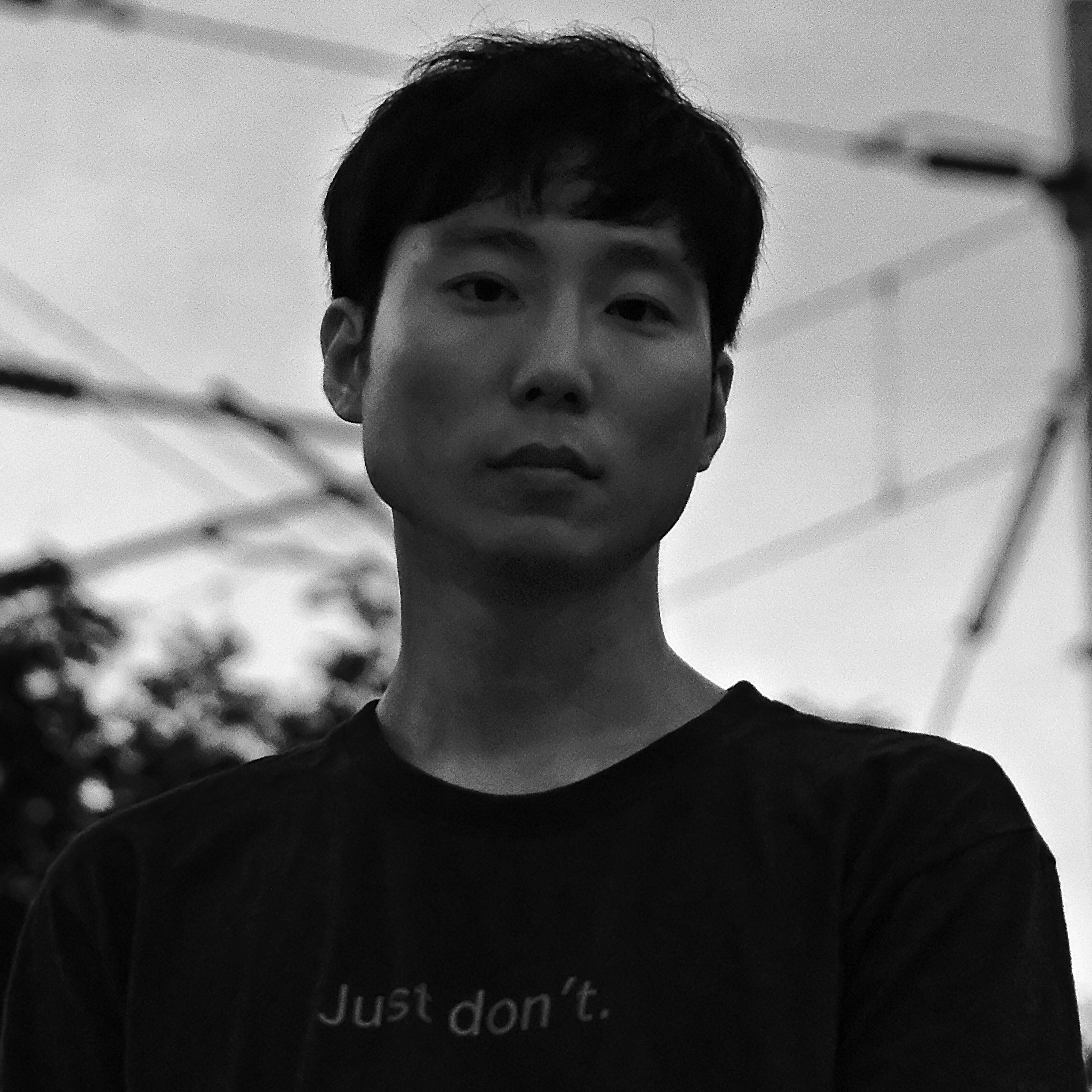 Photo of Song Seung Eon
